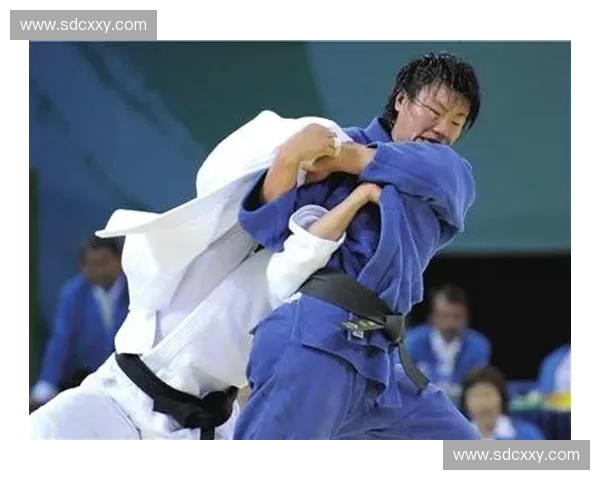 主队强势逆袭 上演惊心动魄的最后时刻反转 胜利属于他们